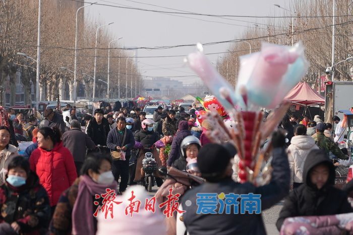 “泉”在济南过大年｜年货大集年味足，红红火火迎新春