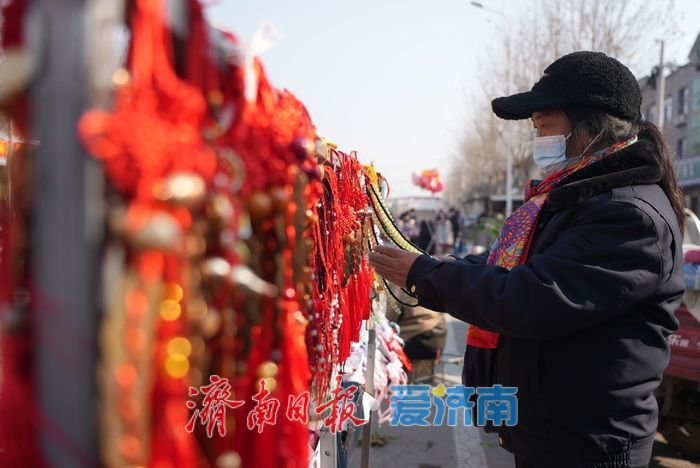 “泉”在济南过大年｜年货大集年味足，红红火火迎新春