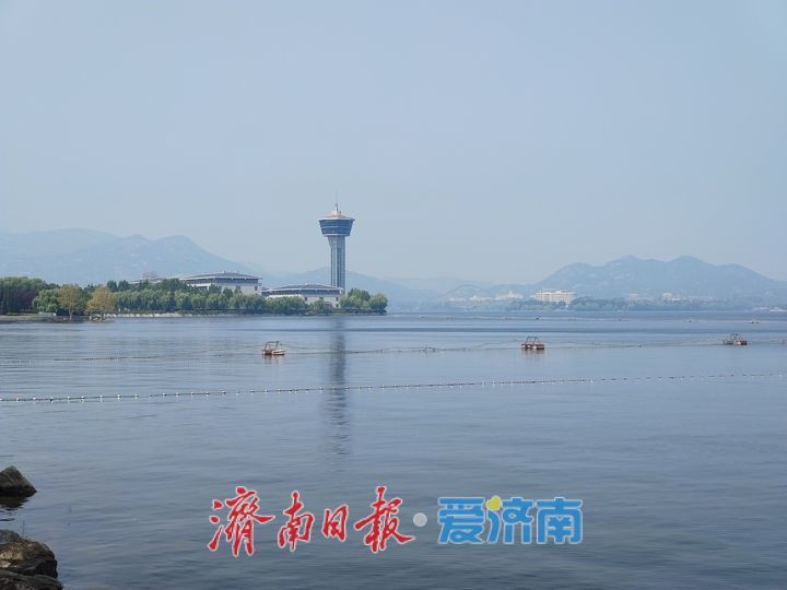 一年四季 泉在济南丨秋日雪野湖引客来 市民乐享好时光