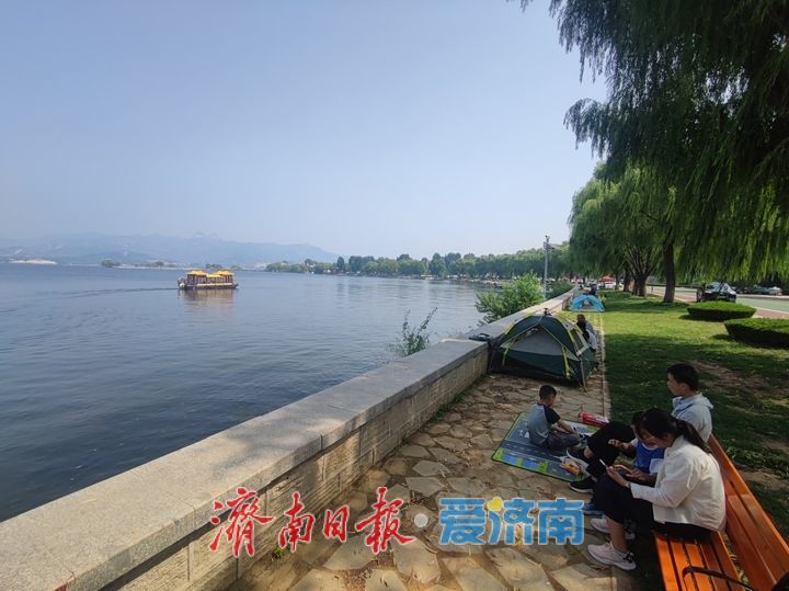 一年四季 泉在济南丨秋日雪野湖引客来 市民乐享好时光