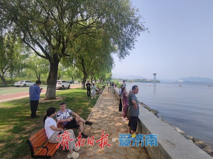 一年四季 泉在济南丨秋日雪野湖引客来 市民乐享好时光