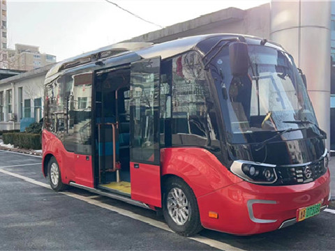 济南首条小巷公交线路开通，片区居民说： “这趟公交车像是为我家定制的”