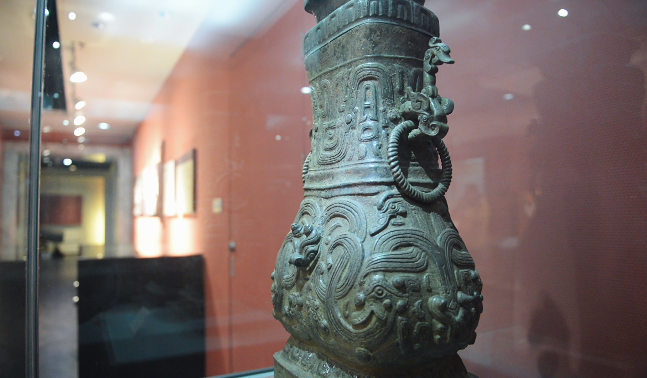 齐鲁大地的文化之旅|"龙蟠凤舞"青铜方壶